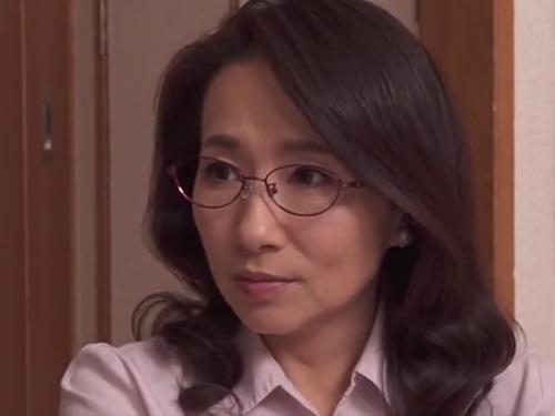 【よしい美希】いつも優しく励ましてくれる美人の熟女上司に好きだと伝えたらお持ち帰り出来て完熟した女体を味わえた
