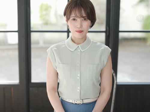 【星冬香】元国際線キャビンアテンダントだったハイスペック美人妻43歳がセックスレス3年で欲求不満の限界を超えAVにデビュー