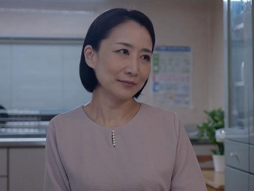 【瀬尾礼子】未亡人の姑と娘夫婦3人で温泉旅行へ行くが性欲強い婿と欲求不満の姑の不貞行為が何度も繰り返される