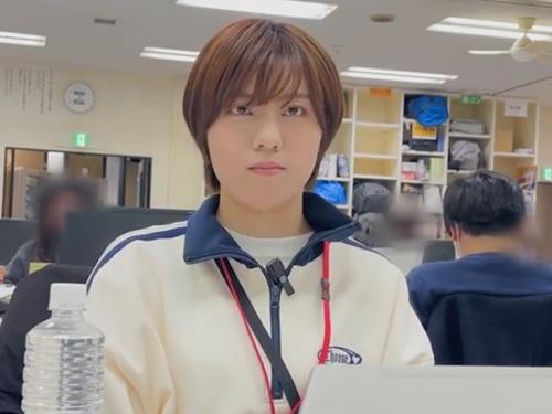【SOD女子社員】ボーイッシュな新人ADの新田好実は男性経験も1回だけと言うほぼ処女マ〇コでAVに出演しちゃう