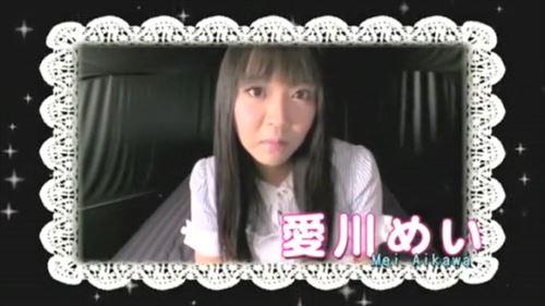 恥ずかしい気持ち、すごく分かります。エッチ的欲求を満たしたいニューハーフが、自分自身に肉棒を当てて、快感を得ています