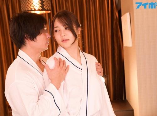 美しすぎる美人女子社員が‘オンナ’になる寝取られ浮気一部始終！ 絶倫の上司に一晩中何度もイカされ続けた美人女子社員