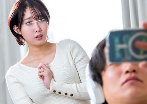 そんな落ち込んでいるボクを見かねた義母にチ○ポを披露したら、様子がおかしくなる。 めっちゃ大量ぶっかけ最高
