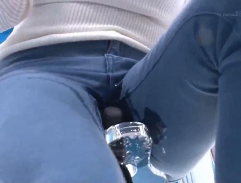 ［巨乳×おしっこ］ 舐め合ってるうちに理性を失い絶頂へと導かれうっとり状態に迷い込む美乳妻