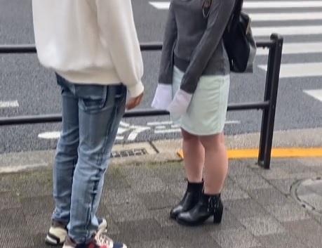 ［素股×女子大生］ 底なしの性欲でエロポテンシャルを開花させ潮だしを繰り返し悶えるカワイイ生徒