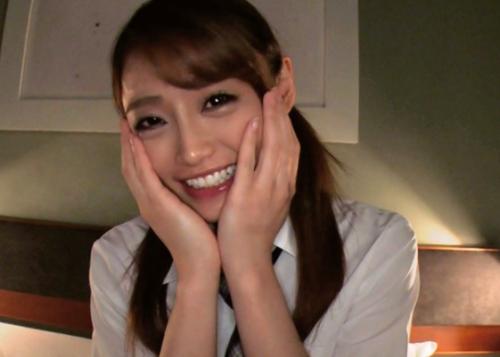 ［巨乳×無料エロ動画］ ハイレベルなスケベさで潮を吹き放題な激しい突きでイキイキ状態になる美先生
