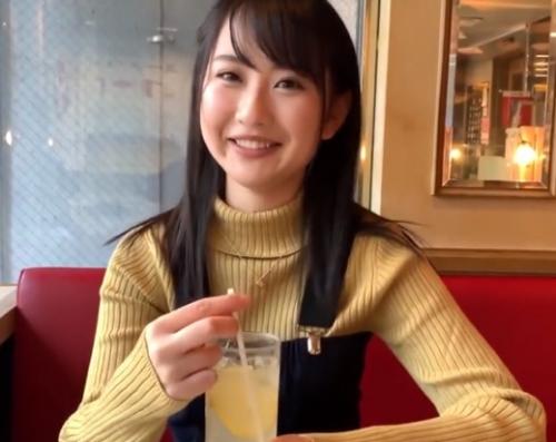 ［美少女×ハメ撮り］ 一人の女性として心も体も満たされる喜びを感じ官能の悦びを享受する美少女