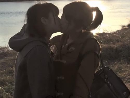 ［レズ×クンニ］ちん〇をターゲットにその凄テクで半端なくしっかりとイかせるお嬢ちゃん