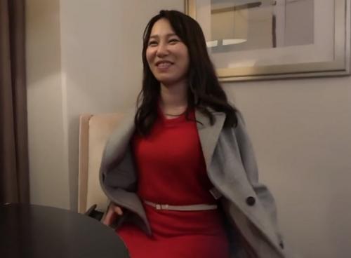［巨乳×人妻］勝負下着を身につけ激しいセックスを続けすぐに絶頂して恥かしさを覚える人妻