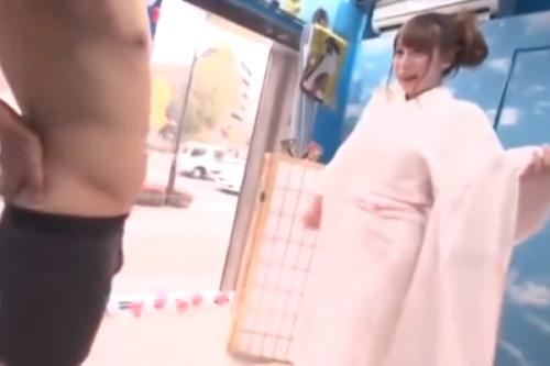 MM号！新春一番ブレイコー野球拳！相手もち●ぽ露出！自分もま●こ露出！外には彼氏がいるけど関係ねぇ！ハメてナンボの命だろww