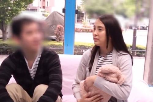 MM号！こんなに大きな赤ちゃんが出て来たんだもの！奥さんに挿入させてもらせない巨根など造作もないわ！ああー満たされるぅ！