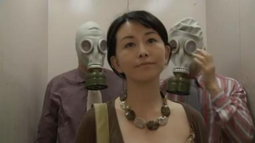 変態夫は２人の竿師を雇い妻を輪姦させるのだ！その一部始終を隣室から覗き見ギンギンち●ぽ！ああお前...素敵だよ！３本目は俺！