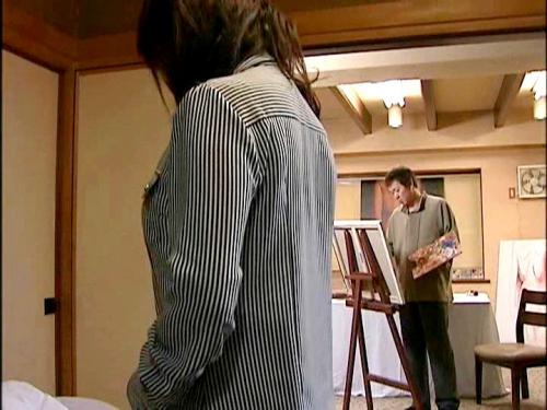 夫と共に家を出る妻。今日は実家に立ち寄りアーティストである兄の手伝いをする。手伝いというのは気分転換にスッキリするコト...ww