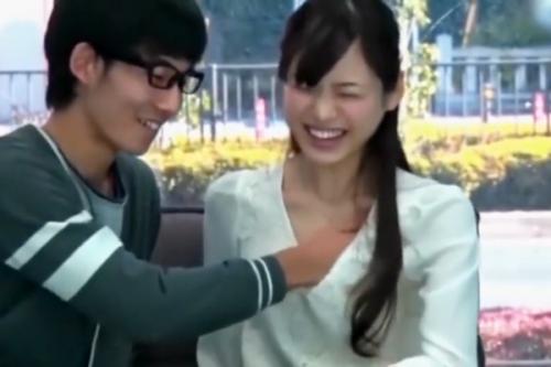 ハジメテ触れた女性のおっぱいは絶壁にも似たペチャパイだったがま●この締りは一級品！童貞の方向性が決まってしまった！ww