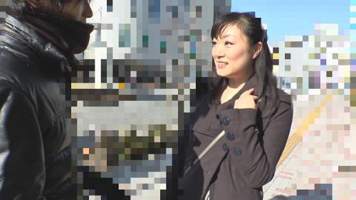 その辺にいる普通のおばちゃんなんですが乳がデカくて肩凝りが酷いんですよ！そんな貴女にマッサージ！ヴィーンと発情！ずぽww