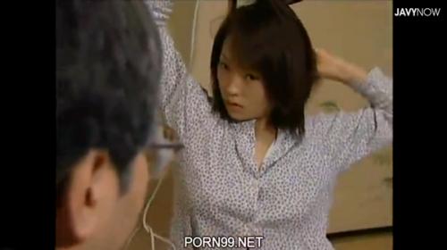 この再婚は当たりだぜ！連れ子の娘はあどけない顔だが体も経験もすっかり女！おまけに中年好き！パコりまくる義父であったww
