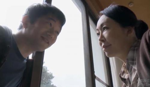義理の息子が訪ねて来た。凶状持ちだが亭主がインポの妻的には何とかチャンスをモノにしたい！飯食わせると騙して生肉棒を...ww