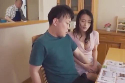 妊活中で性欲の強い義母的には子種が夫のモノであろうと息子のモノであろうと些細な問題！今の快楽重視ww