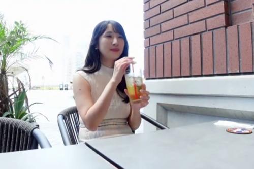 お淑やかな美容部員さん！だがその衣服の下には飢えたる肉体が！竿師の乳首舐めからカメさん舐り！とんだ淫乱じゃねーかww