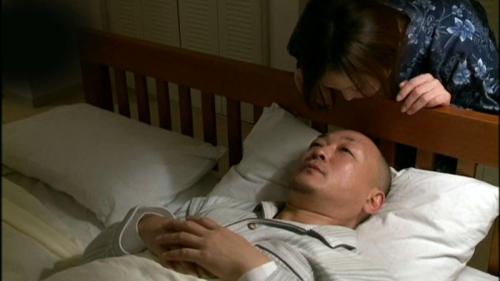 義母には狙いがあった！娘がお産を終えて戻る前に婿のち●ぽをモノのするのだ！そこで強壮剤を勧め寝室へ！ああイタダキマス！