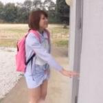 童顔系美少女がトイレに間に合わずに野外でおもらし→バレてお仕置きレイプ【レイプ】