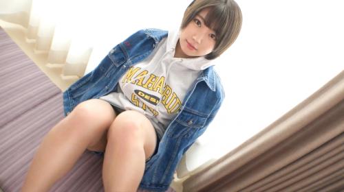 春からの新生活を迎える美容師志望の専門学生が、隠れGカップを晒しながら濃密プレイに溺れる！