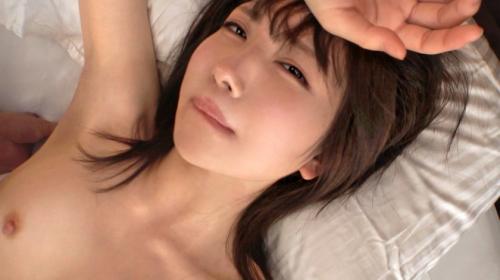 欲求不満が限界を超え、スレンダー美女が大胆に愛を求め始める休日の午後。
