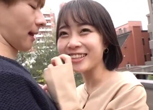 ［無料エロ動画×中出し］最も敏感なアソコから徐々に愛液が溢れ、喘ぎまくりでイキ狂ってしまう女子大生