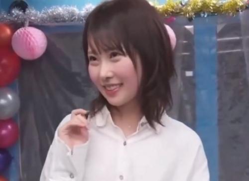 ［無料エロ動画×マジックミラー号］力強く優しい愛撫で高まりながらエロ液を滴して熱く貫かれ昇天するお嬢ちゃん