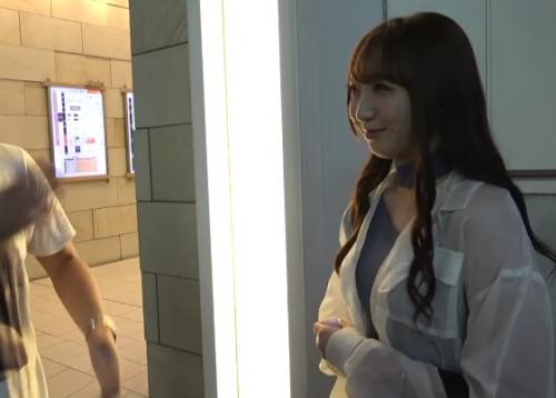 【お姉さん】柔らかい美乳ボディをナンパ師に狙われるも嬉しそうに即ハメ