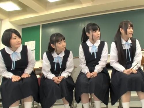 ［イラマチオ×ぶっかけ］ ずっと見つめていたいと思わせる官能的な魅力を放ち今だけセックスに没頭する美娘
