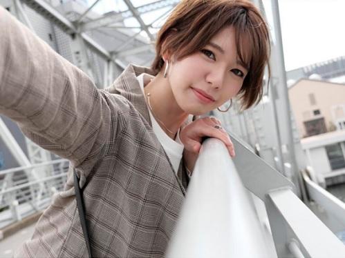 ［ショートカット］反り返るような硬いおち●ぽで恥ずかしさは吹き飛ばされガクイキまでいっちゃう美少女
