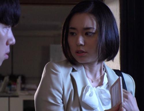 ［OL］最後まで容赦なく乱暴にされ生々しい生臭男根で屈辱を味わう事になった女性