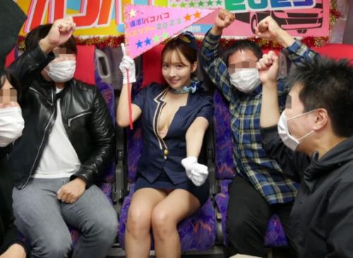 ［乱交×ファン感謝祭］乱暴なピストンに感じて敏感アソコの感度が急上昇し昇天していくおっぱい女子