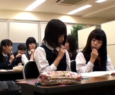 ［レイプ×ハーレム］問答無用で強姦！精液出すまでは抵抗しても無理なので諦めた乳女子