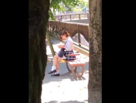 ［主観］自分勝手な暴走男の止まらない鬼ピストンにカラダ中がブルブル揺れる女子高生