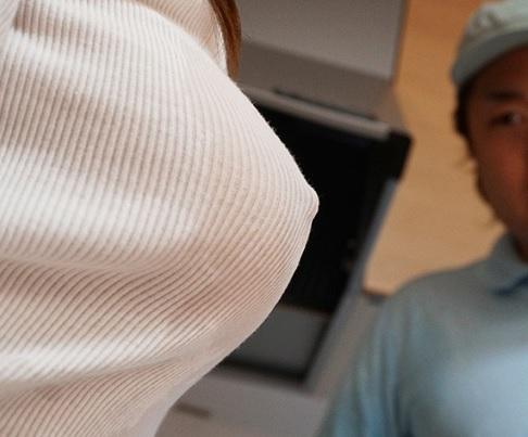 ［巨乳］身体も表情も感情を露わにし、絶頂の快感に溺れ膣内に大量に放出されるお嬢ちゃん