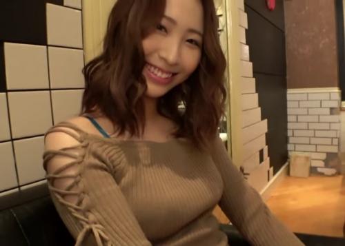 【巨乳】ホテルに入り浸ったクビレボインのお姉さんが生出しねだる