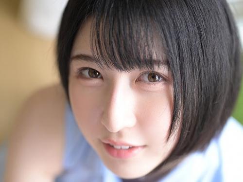 ［美少女×パイパン］一瞬見惚れる表情をして、おねだりするようなエッチに夢中になっていく美少女