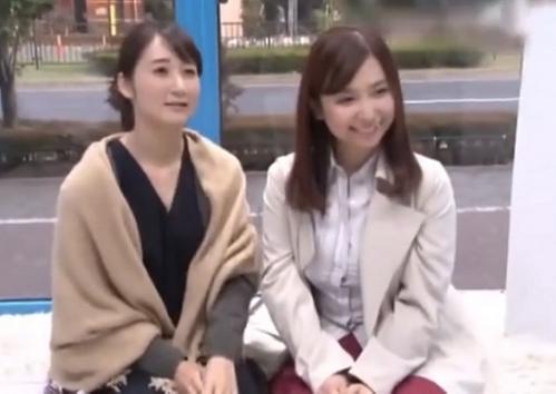 【乱交人妻】豪快に頬張った相手に跨がりボイン揺らして叫びまくる主婦