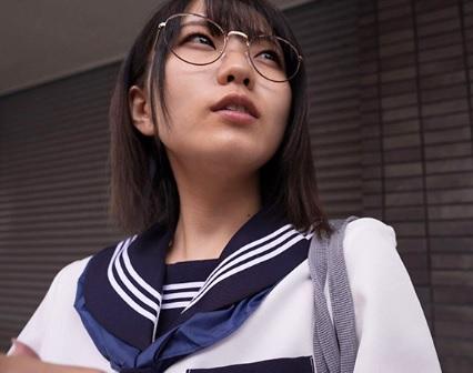 《フェラ日泉舞香》学生の子が完璧に膨張した男棒で禁断スポットを擦り回されてしまい豪快に果てる
