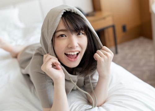 ［美少女×乳首責め］普段から溢れる色気をまき散らし、体液を漏らし、快楽に身を任せちゃうお嬢ちゃん