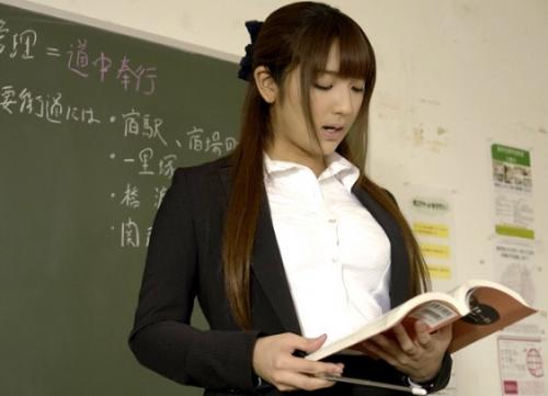［女教師×レイプ］ピュアな身体を飢えた野獣の性の捌け口にされ挿れられ果てさせられる美人教員