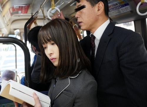 【女子校生足コキ】丁寧にシゴきおっさんの根本まで頬張り突き上げられ孕ませられるJK