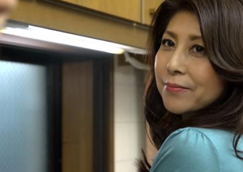 【人妻レズ】誰にも入れない性癖をぶつけながら接吻しまくって興奮する奥さん