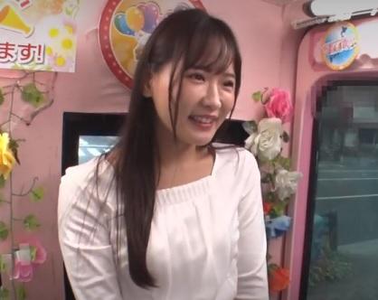 《マジックミラー素人ナンパ》艶肌女子大学生が色っぽさをまき散らしては図らずとも視線を集め無意識に精液を奪ってしまう
