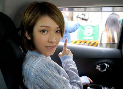 ［ギャル×ベロチュー］高まる本能と超感度な身体で、性感帯を刺激し、興奮でフィニッシュするスケベ娘