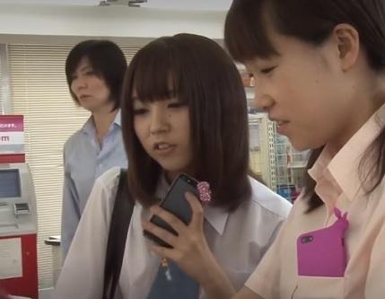 《バックフェラ》美少女JKが早々に襲ってきたオトコの非道すぎる凌辱ファックで悶え乱れてしまう