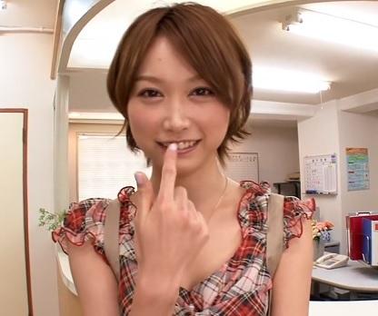 《フェラ音市美音》ナース美女が一人の女性として心だけじゃなく体ごと満たされたい気持ちで感情さらけ出す