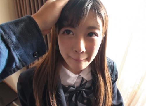［美少女×ベロチュー］アソコの先端が奥深くまで当たる快感に絶頂しその瞬間喜びヌレしてしまうお嬢ちゃん